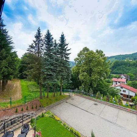 아파트 Apartament Na Milej 비스와